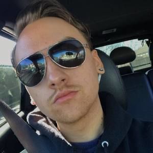 Meet your Posher, Andrew